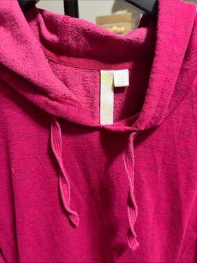Women's Hoodie Sweater in Bright Fuchsia by